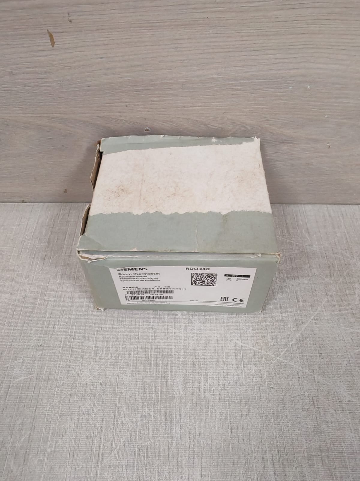 Siemens RDU340 SIEMENS RDU340 ROOM THERMOSTAT 8