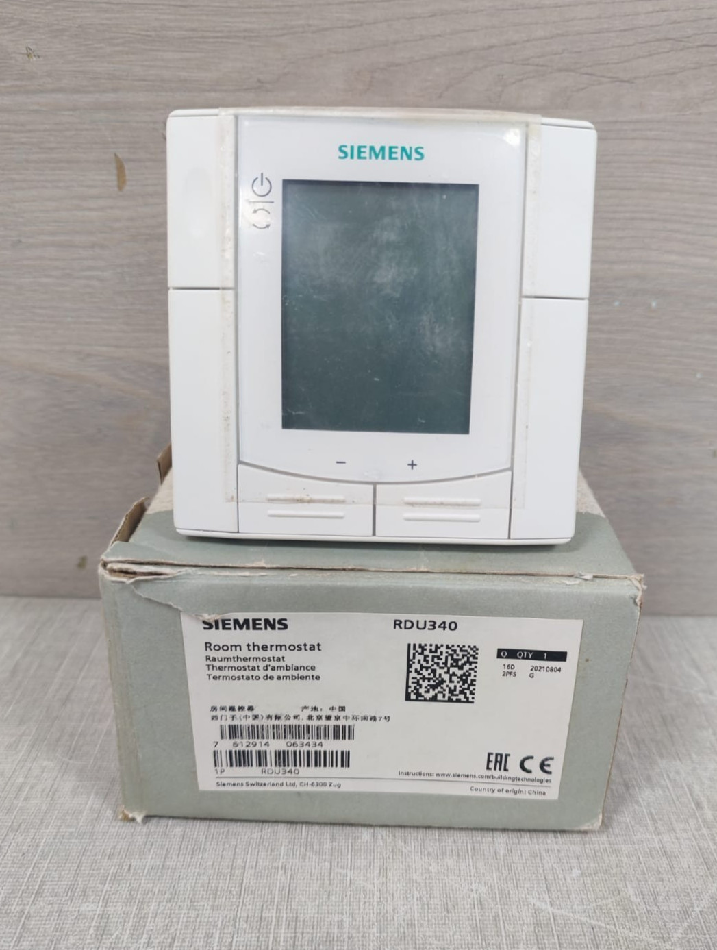 SIEMENS RDU340 ROOM THERMOSTAT