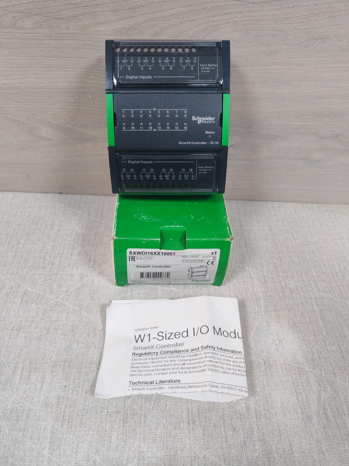 Schneider Electric SXWDI16XX10001 SmartX Controller DI-16 Digital Input Module