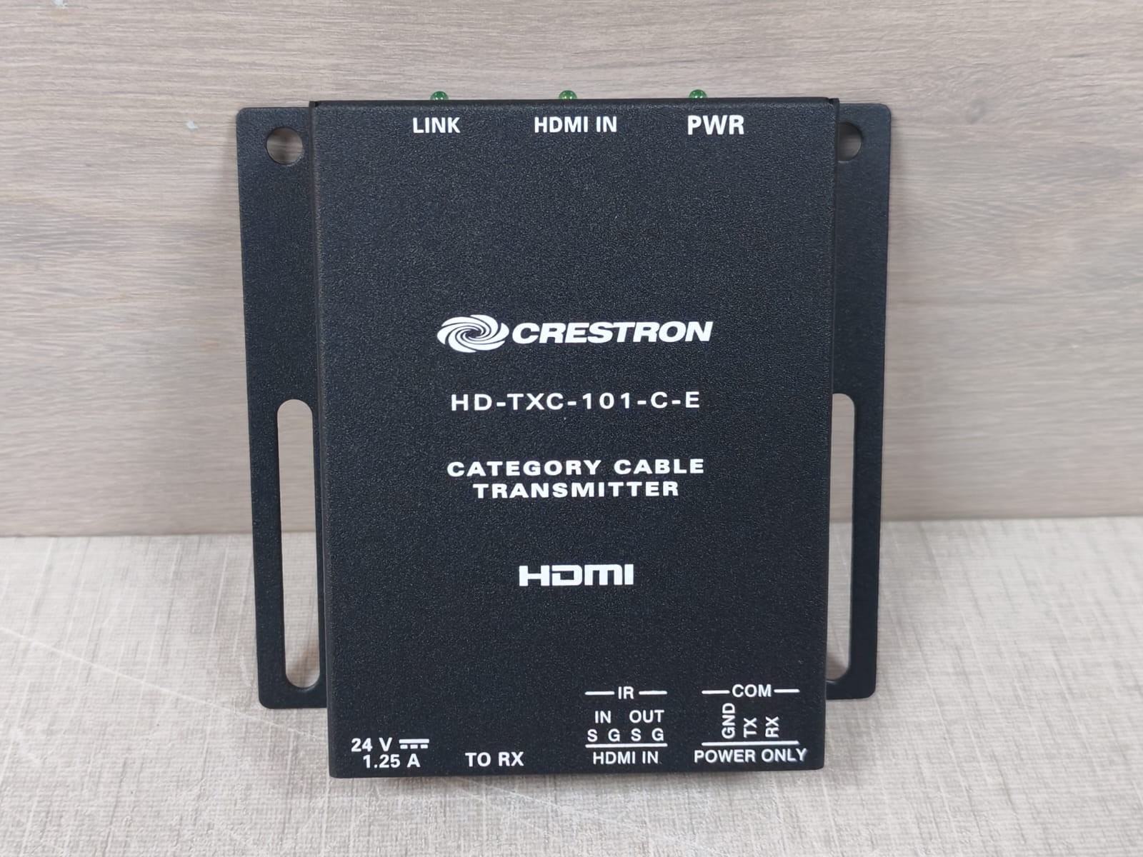 Crestron HD-TXC-101-C-E Crestron HD-TXC-101-C-E Category Cable Transmitter HDMI 2
