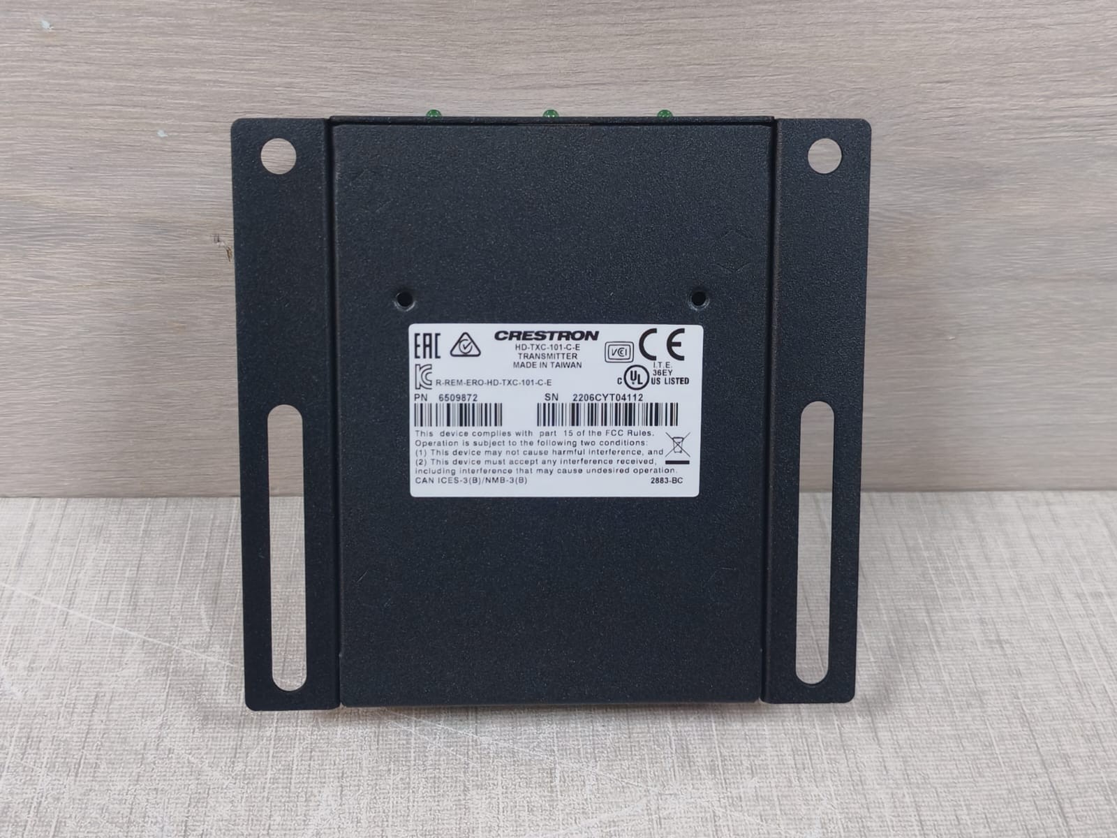 Crestron HD-TXC-101-C-E Crestron HD-TXC-101-C-E Category Cable Transmitter HDMI 5