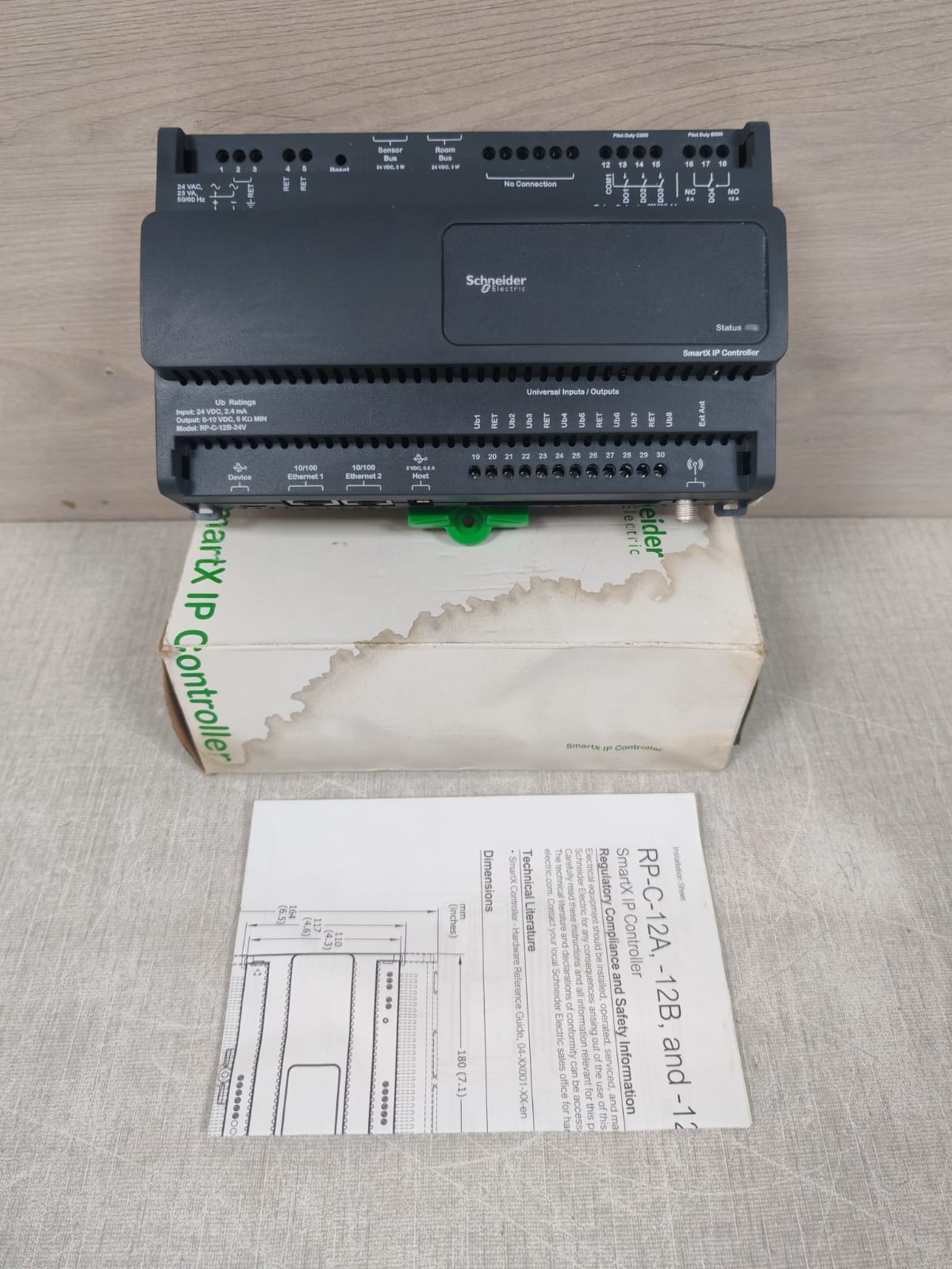 Schneider Electric RP-C-12B-F-24V Room Purpose Controller SXWRCF12B10001