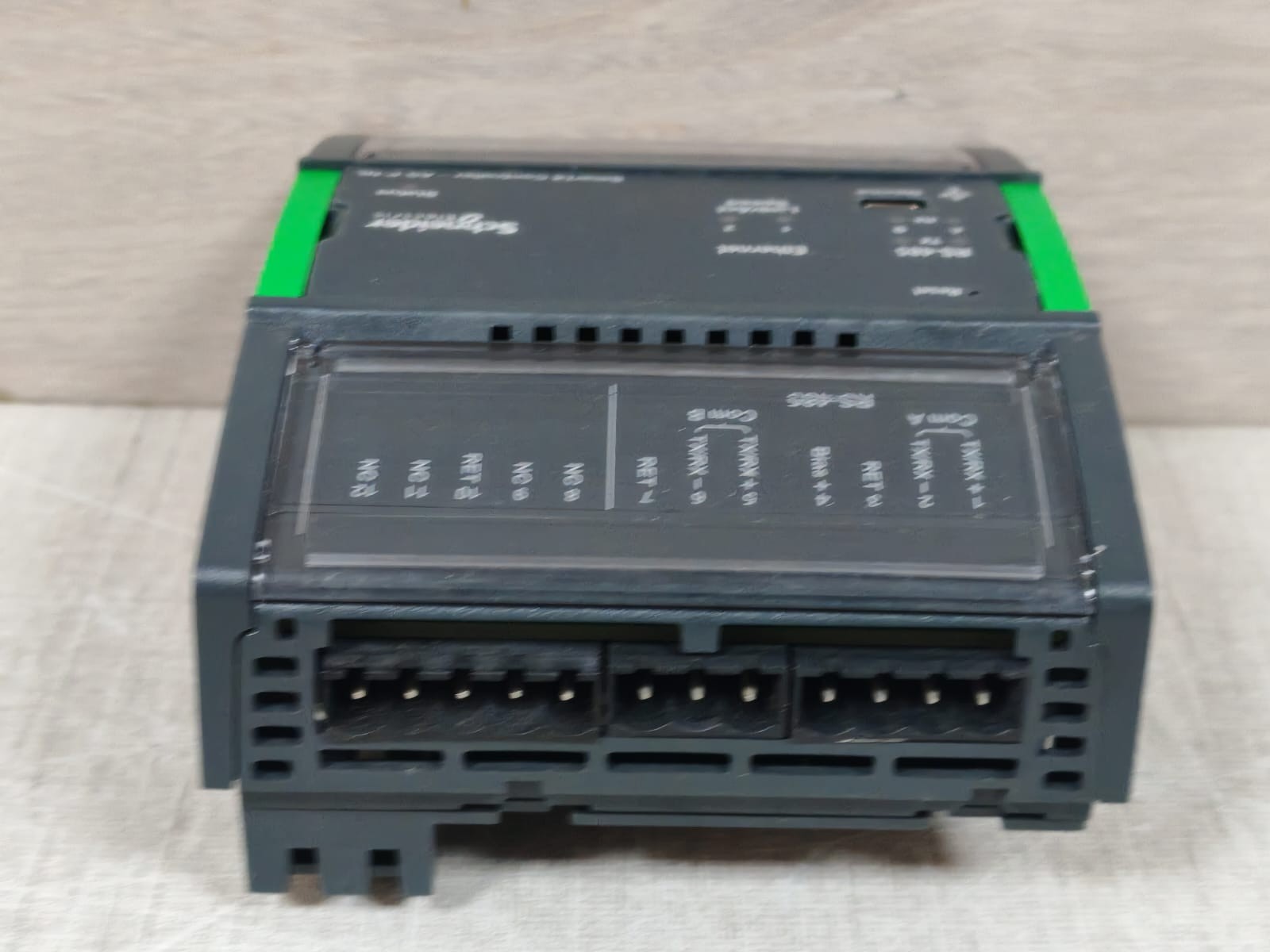 Schneider Electric SXWASPXXX10002 Schneider Electric SXWASPXXX10002 SmartX Controller AS-P-NL Automation Server 8