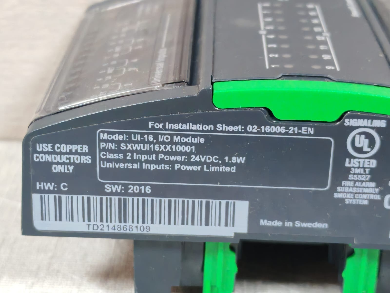 Schneider Electric SXWUI16XX10001 Schneider Electric SXWUI16XX10001 SmartX Controller UI-16 Module w/ TB-I/O-W1 5
