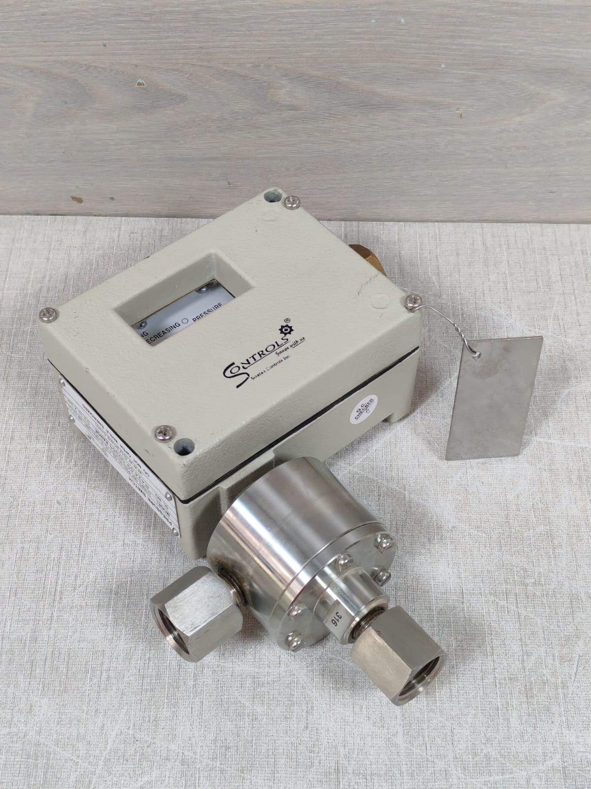 STRATAA CONTROLS DDT-P002-SS-SSL-FXD-2S-GPH-I-2NPF-2NP-C5-ST STRATAA CONTROLS 2211DPS: DDT-P002-SS-SSL-FXD-2S-GPH-I-2NPF-2NP-C5-ST 2