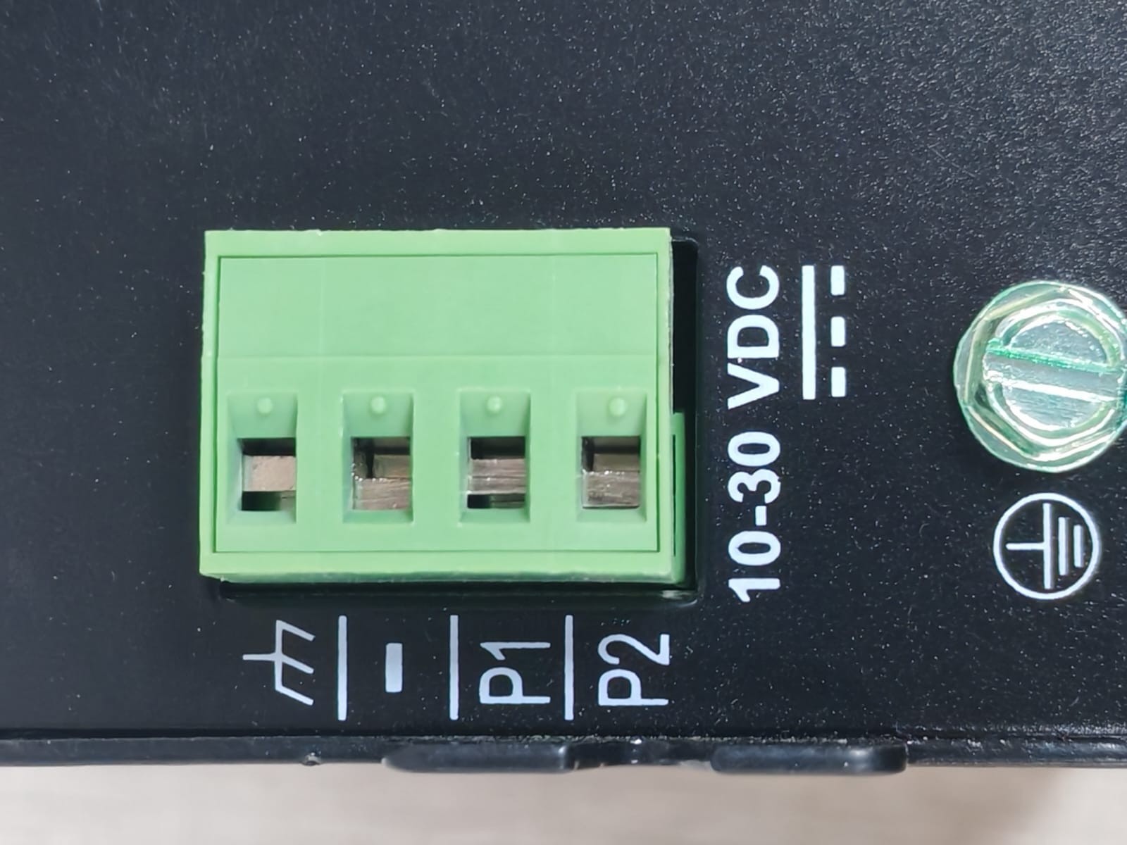 Sixnet SLX-9ES-2ST SIXNET SLX-9ES-2ST Rev.2.01 9-Port Industrial Ethernet Switch 6