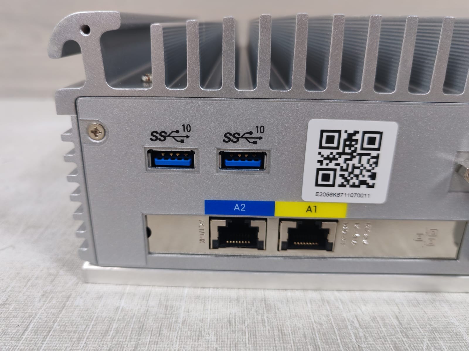 AXIOMTEK eBOX671-521-FL AXIOMTEK eBOX671-521-FL-DC / eBOX671-521-FL Stratus REV 0B ZTC EDGE 9