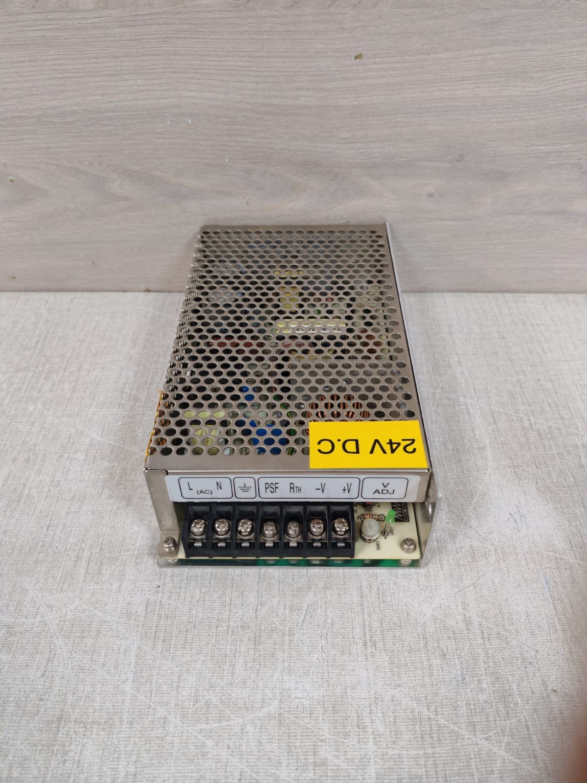 MEAN WELL SC-150-27 MW MEAN WELL SC-150-27 POWER SUPPLY 10