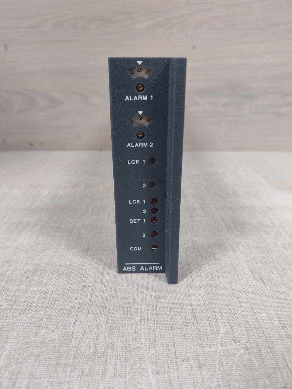 Foxboro 2AX+ALM-AS Foxboro 2AX+ALM-AS DUAL ABSOLUTE ALARM 2