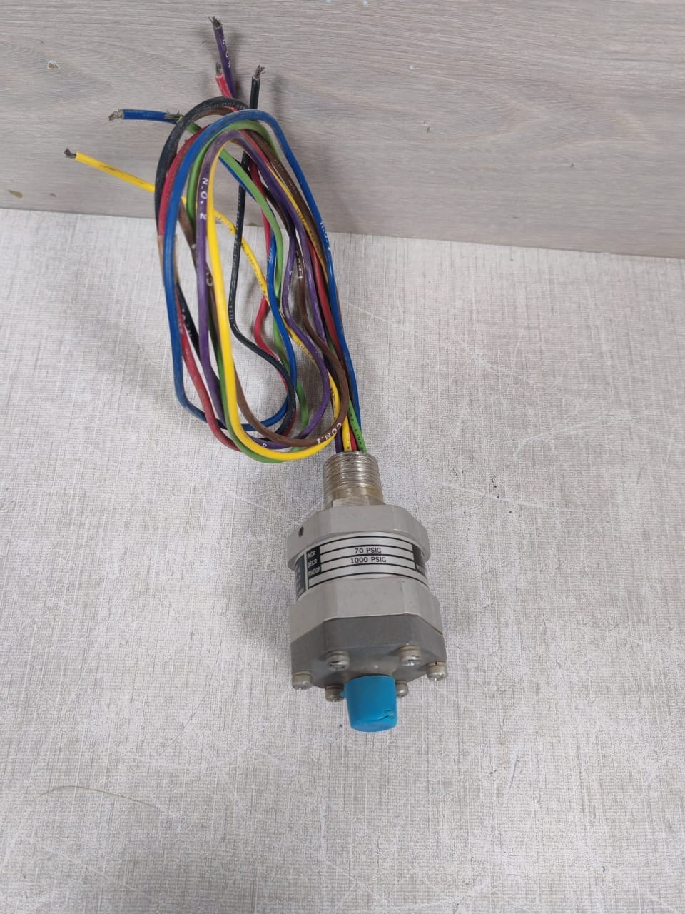 NEO DYN 115P1CC6-1241 NEO DYN 115P1CC6-1241 PRESSURE SWITCH 6