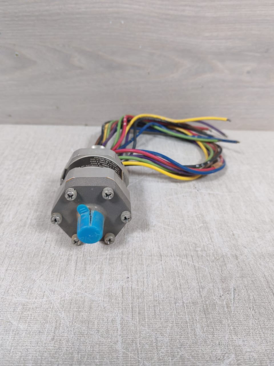NEO DYN 115P1CC6-1241 NEO DYN 115P1CC6-1241 PRESSURE SWITCH 7