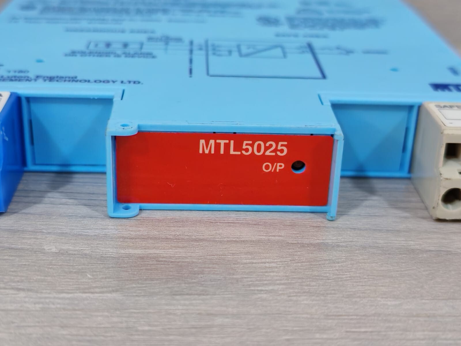 MTL MTL5025 MTL5025 LOW CURRENT LOOP POWERED SOLENOLD/ALARM DRIVER 4