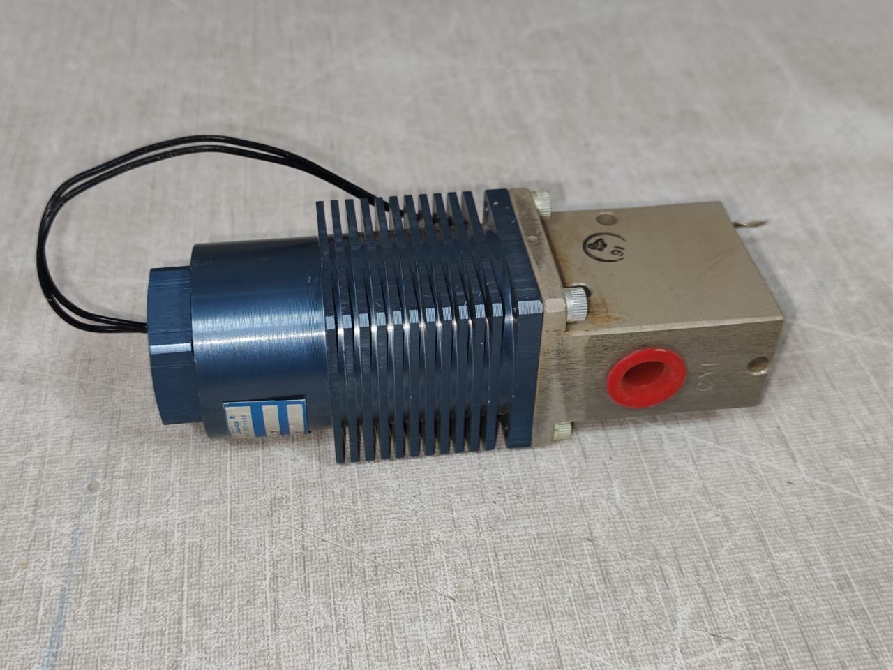 CIRCLE SEAL PSI-115 CIRCLE SEAL SOLENOID VALVE MODEL SV11A32P4P H 3000 PSI 115 VAC 6