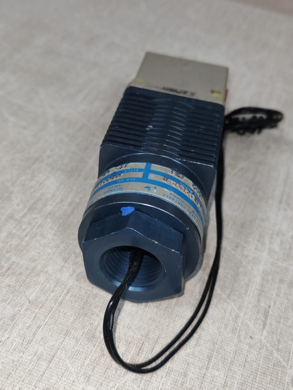 CIRCLE SEAL PSI-115 CIRCLE SEAL SOLENOID VALVE MODEL SV11A32P4P H 3000 PSI 115 VAC 8
