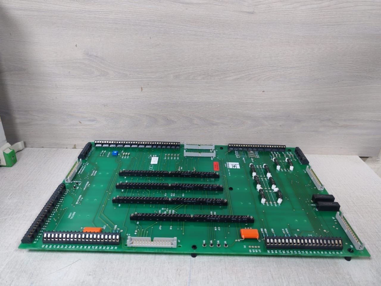 Emerson BOARD-12 Emerson 70080002/9/13 Mother Board 12-787891-01 7