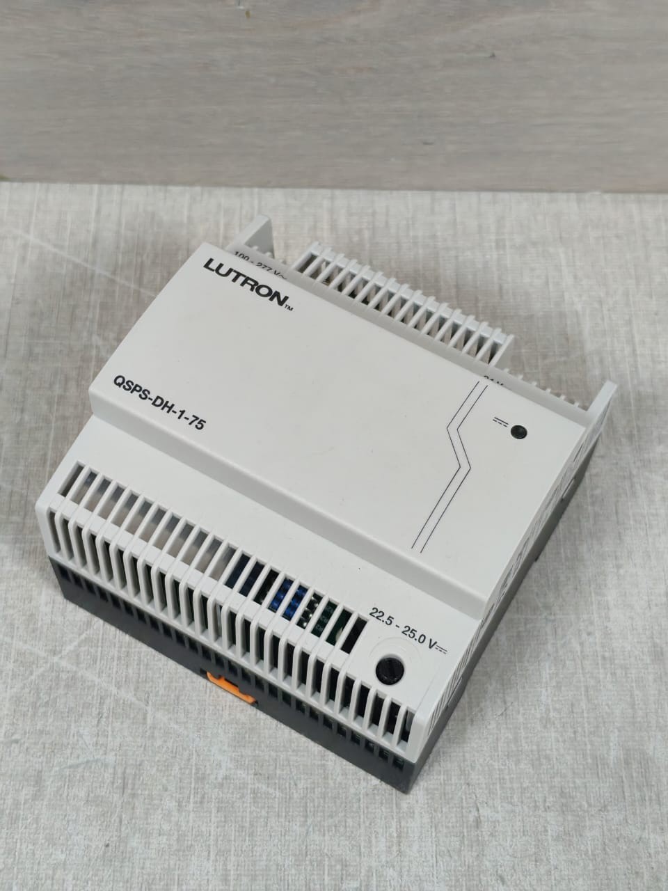 Lutron QSPS-DH-1-75 LUTRON QSPS-DH-1-75 POWER SUPPLY 24V 5