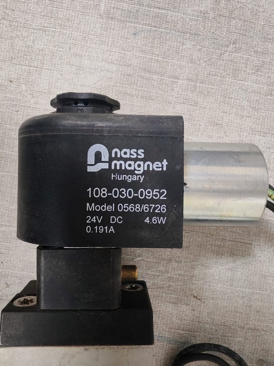 Parker P2LBX512ESNDDF49 / 108-030-0952 0568/6726 Parker P2LBX512ESNDDF49 with Nass Magnet 108-030-0952 0568/6726 2