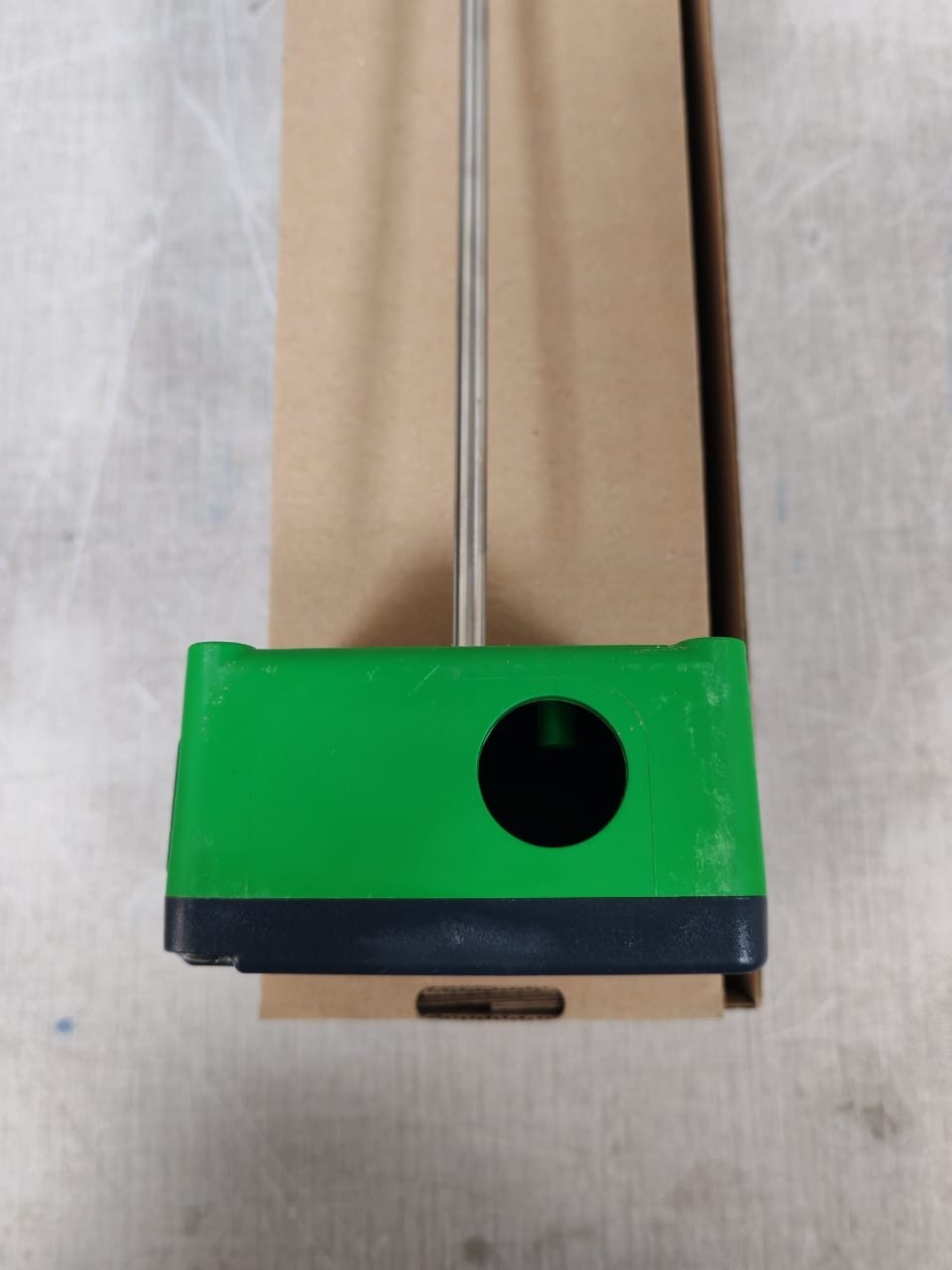Schneider Electric 5123082010 SCHNEIDER ELECTRIC STD500-400 DUCT TEMPERATURE SENSOR 5123082010 5
