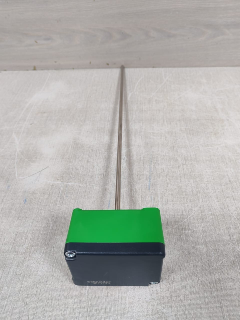Schneider Electric 5123082010 SCHNEIDER ELECTRIC STD500-400 DUCT TEMPERATURE SENSOR 5123082010 10