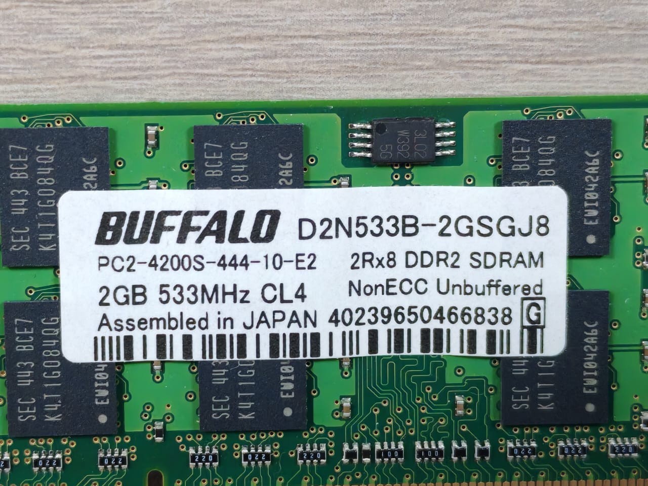 Buffalo D2N533B-2GSGJ8 Buffalo D2N533B-2GSGJ8 2GB 533MHz CL4 2Rx8 DDR2 SDRAM 2