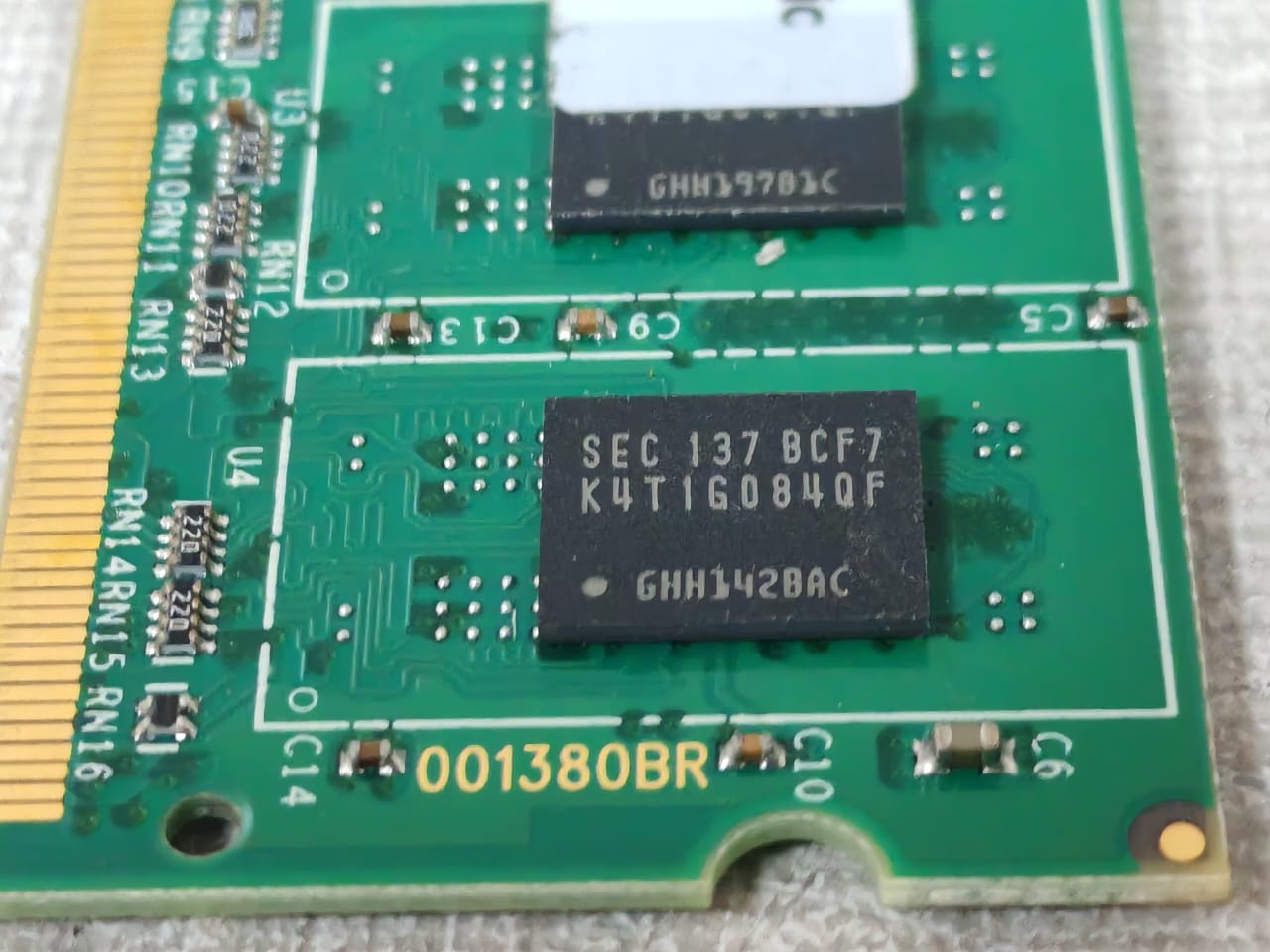 PACCOM PFD2SO533-01G-78R(F) PACCOM PFD2SO533-01G-78R(F) Generic 1GB 3
