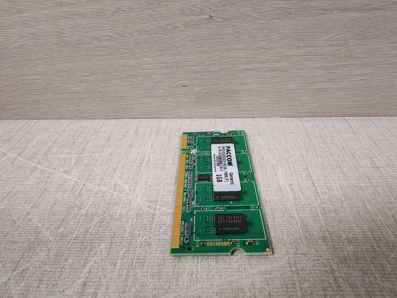PACCOM PFD2SO533-01G-78R(F) PACCOM PFD2SO533-01G-78R(F) Generic 1GB 4