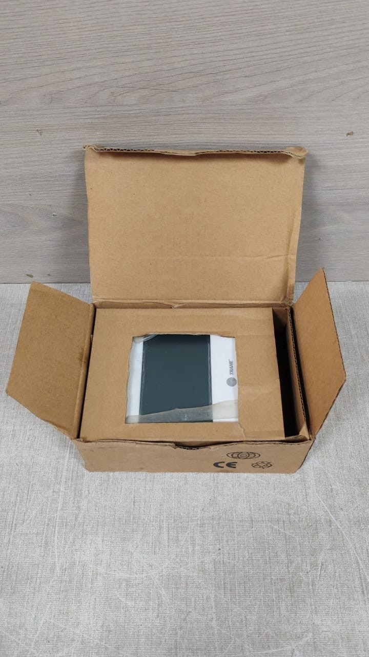 Trane TR-920PIT-CO-F3 TRANE TR-920PIT-CO-F3 DIGITAL THERMOSTAT 24VAC - W/O ORIGINAL BOX 10