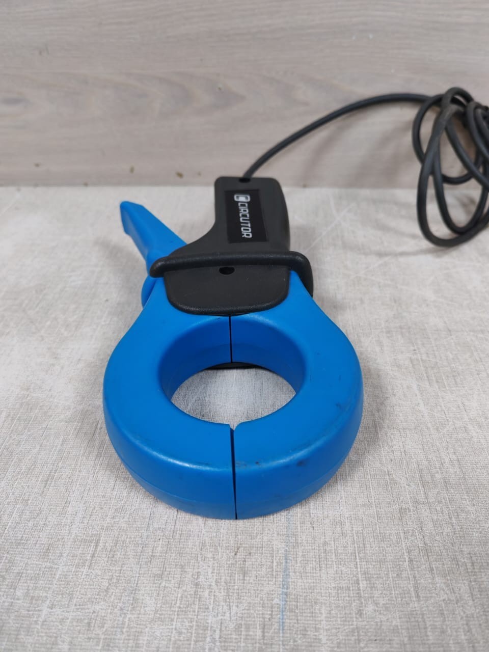 CIRCUTOR CPR-1000 CIRCUTOR CPR-1000 600V CAT III CURRENT CLAMP BLUE 6