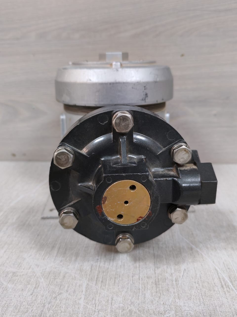 UE UNITED ELECTRIC J110K UE UNITED ELECTRIC J110K 457 PRESSURE SWITCH 15 AMPS 125-250 VAC 3