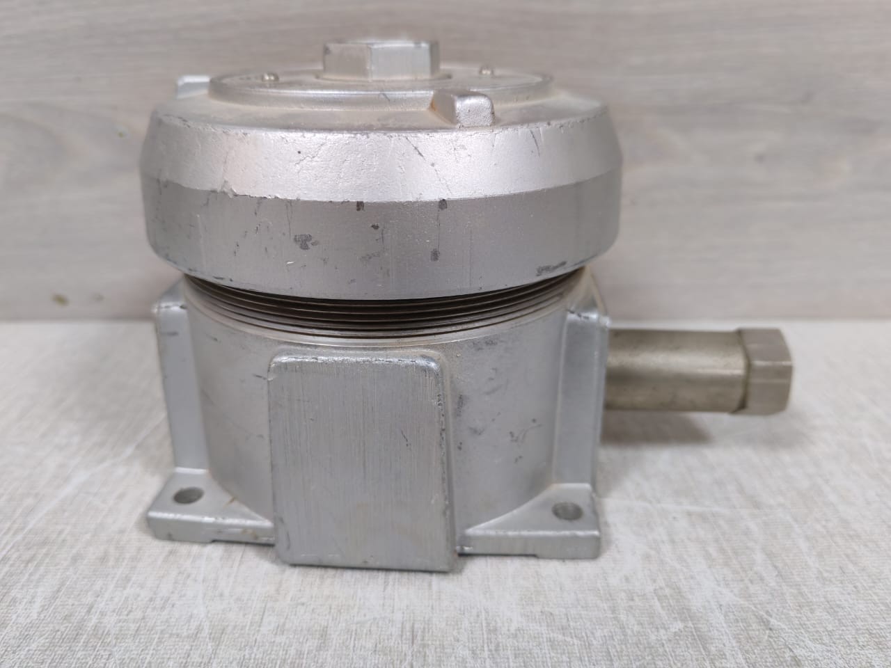 UE UNITED ELECTRIC AMPS-125 UE UNITED ELECTRIC J110 680 PRESSURE SWITCH 15 AMPS 125-250 VAC 7