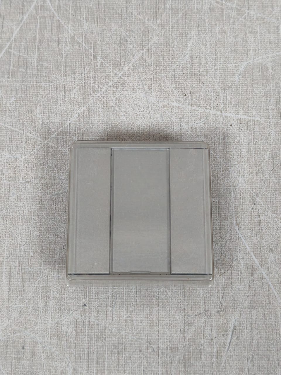 Schneider Electric MTN627560 SCHNEIDER ELECTRIC MTN627560 PUSH-BUTTON 1-GANG PLUS ALUMINIUM- W/O ORIG.BOX 6