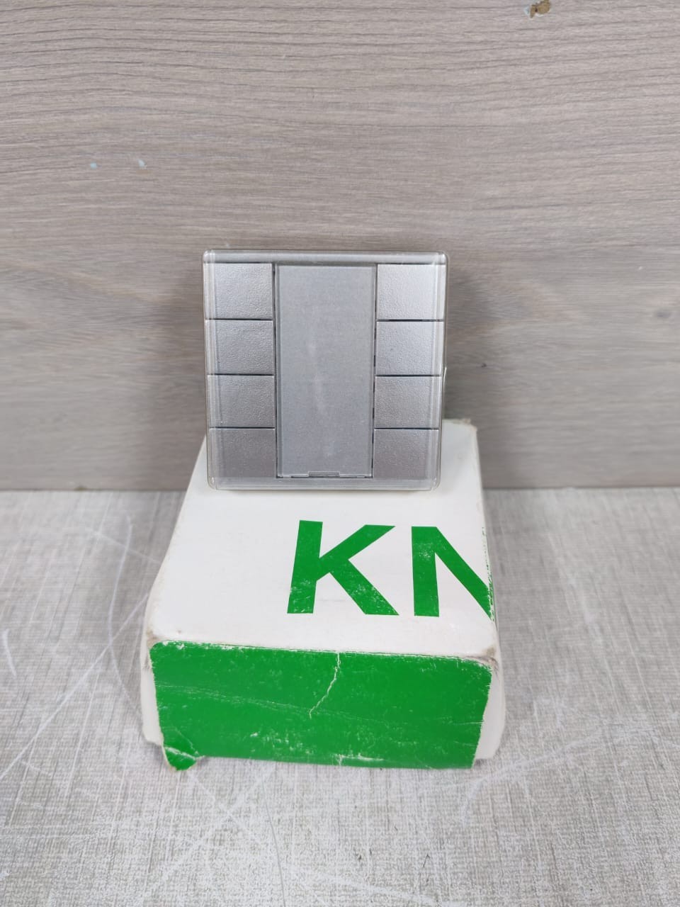 Schneider Electric MTN627860 SCHNEIDER ELECTRIC MTN627860 PUSH-BUTTON 4-GANG PLUS ALUMINIUM 2