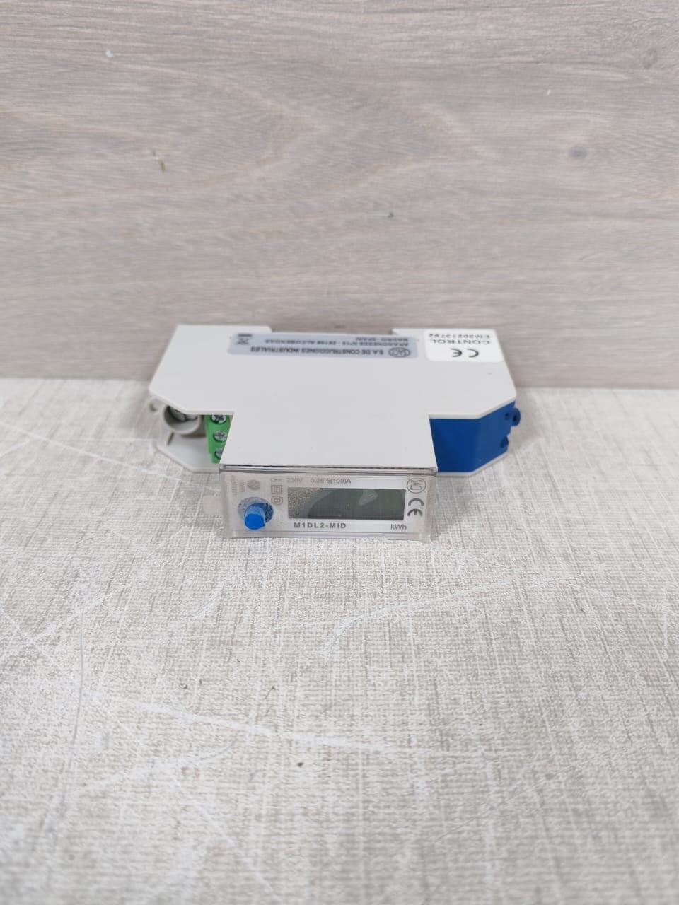 SACI M1DL2-MID SACI M1DL2-MID SINGLE-PHASE DIRECT ENERGY METER 2