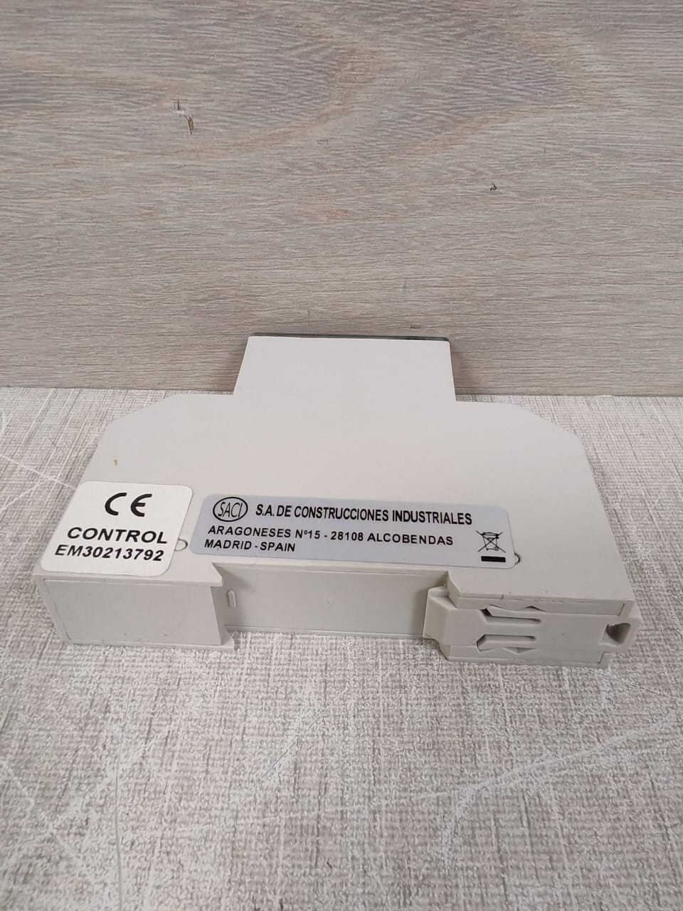 SACI M1DL2-MID SACI M1DL2-MID SINGLE-PHASE DIRECT ENERGY METER 3