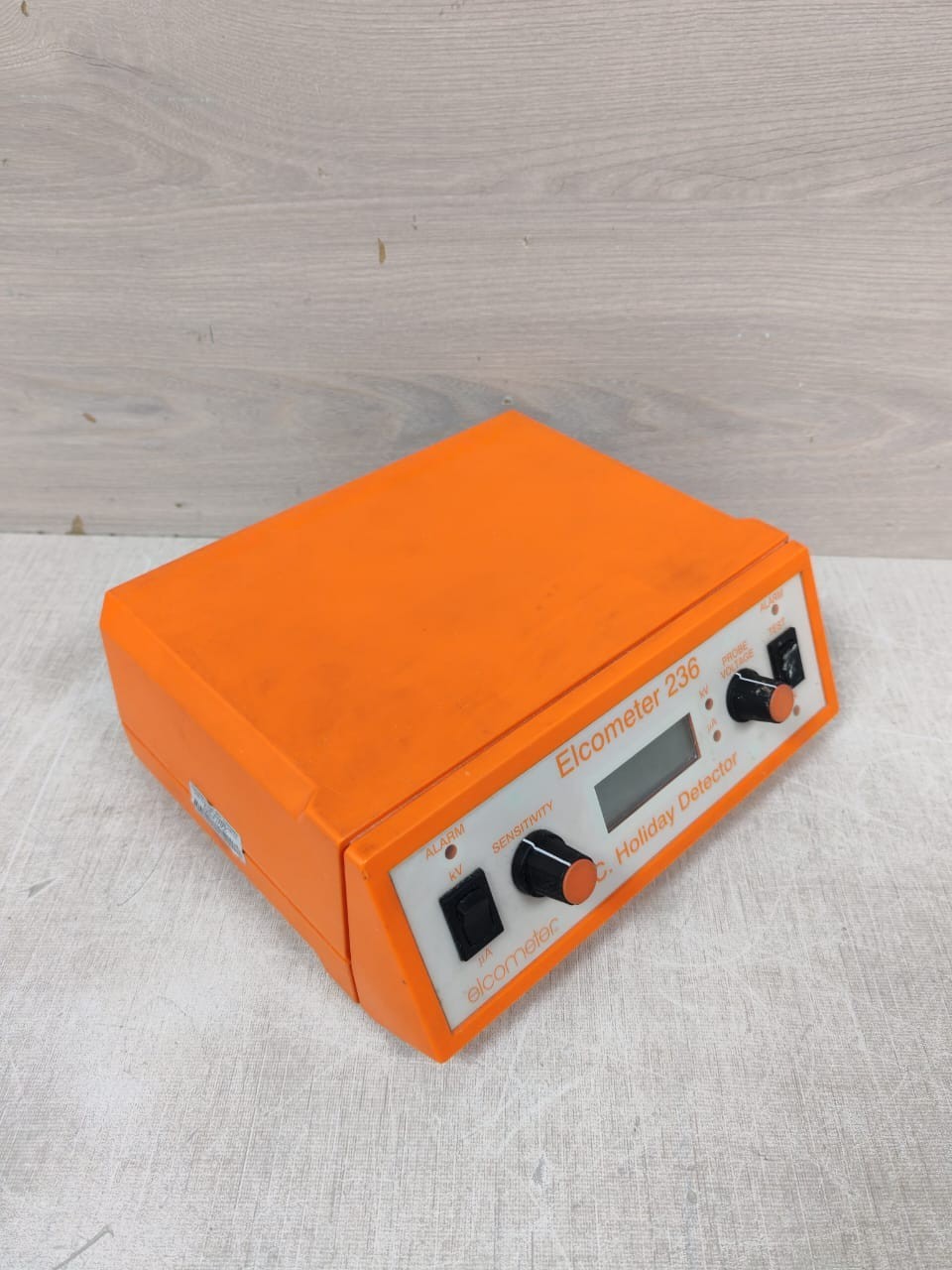 Elcometer ELCOMETER 236 ELCOMETER 236 D.C HOLIDAY DETECTOR 15 KV 3