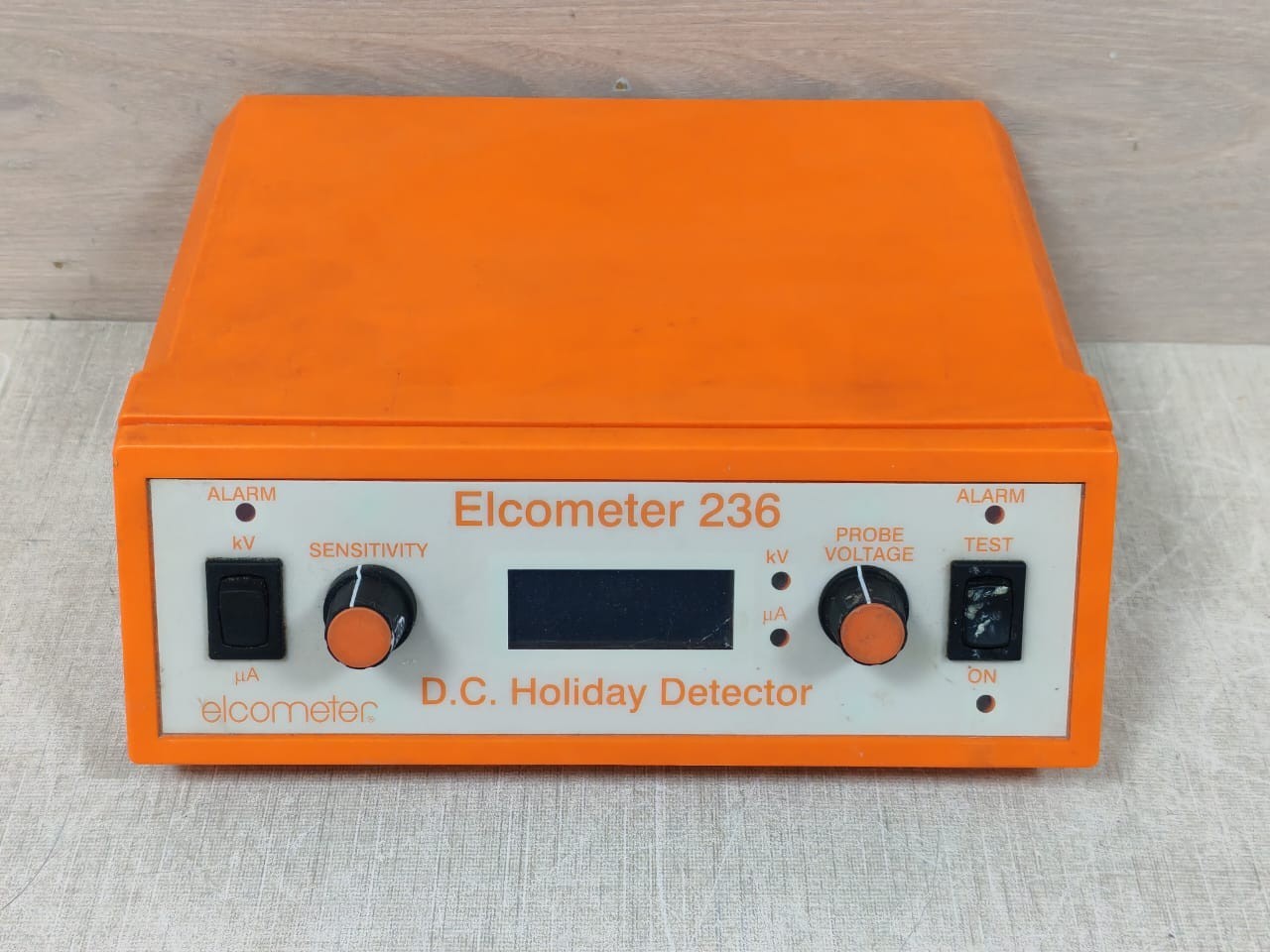 ELCOMETER 236 D.C HOLIDAY DETECTOR 15 KV