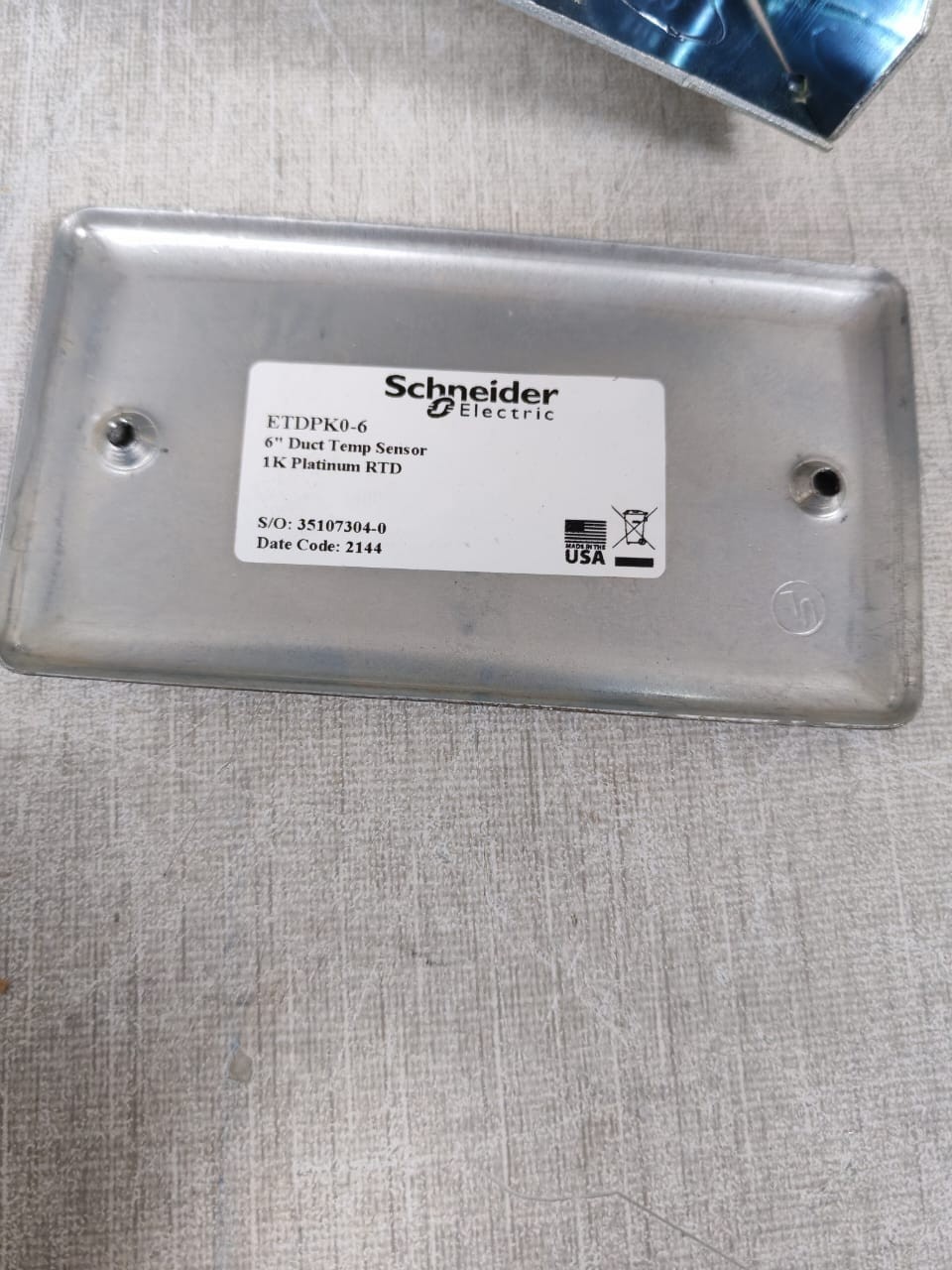 Schneider Electric ETDPK0-6 SCHNEIDER ELECTRIC ETDPK0-6 6"DUCT TEMP SENSOR 3
