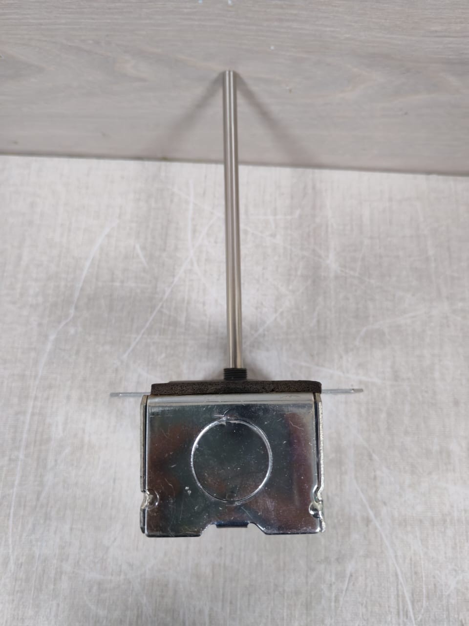 Schneider Electric ETDPK0-6 SCHNEIDER ELECTRIC ETDPK0-6 6"DUCT TEMP SENSOR 7