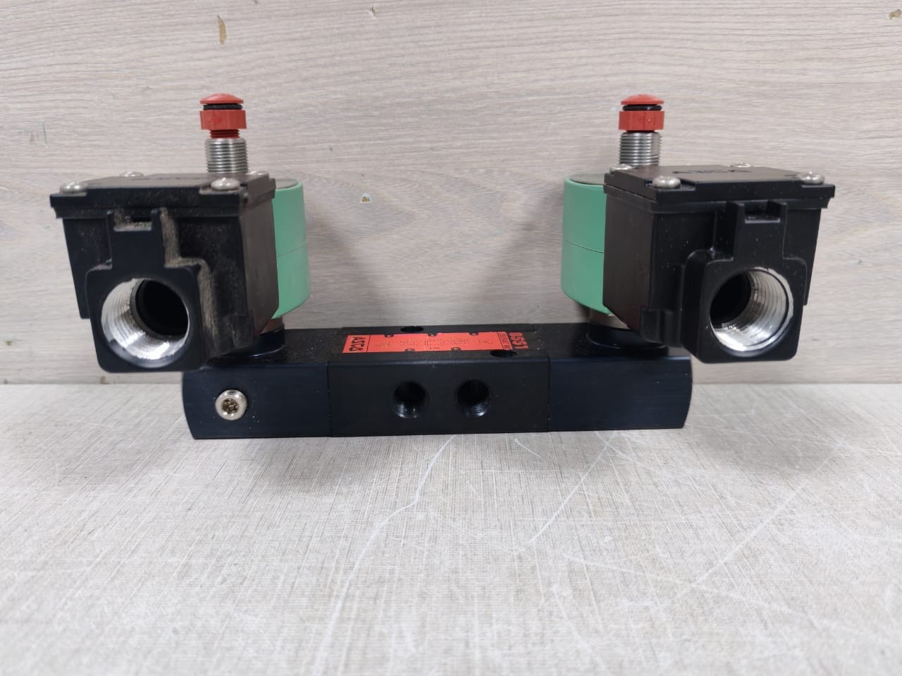 ASCO 8551B467 MO ASCO 8551B467 MO SUPPLY SOLENOID VALVE JKF8551G367MO 7