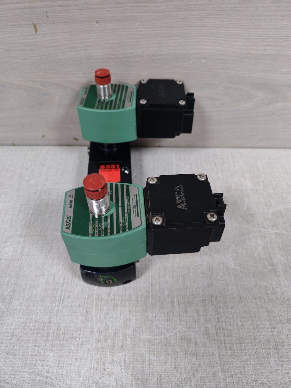 ASCO 8551B467 MO ASCO 8551B467 MO SUPPLY SOLENOID VALVE JKF8551G367MO 9