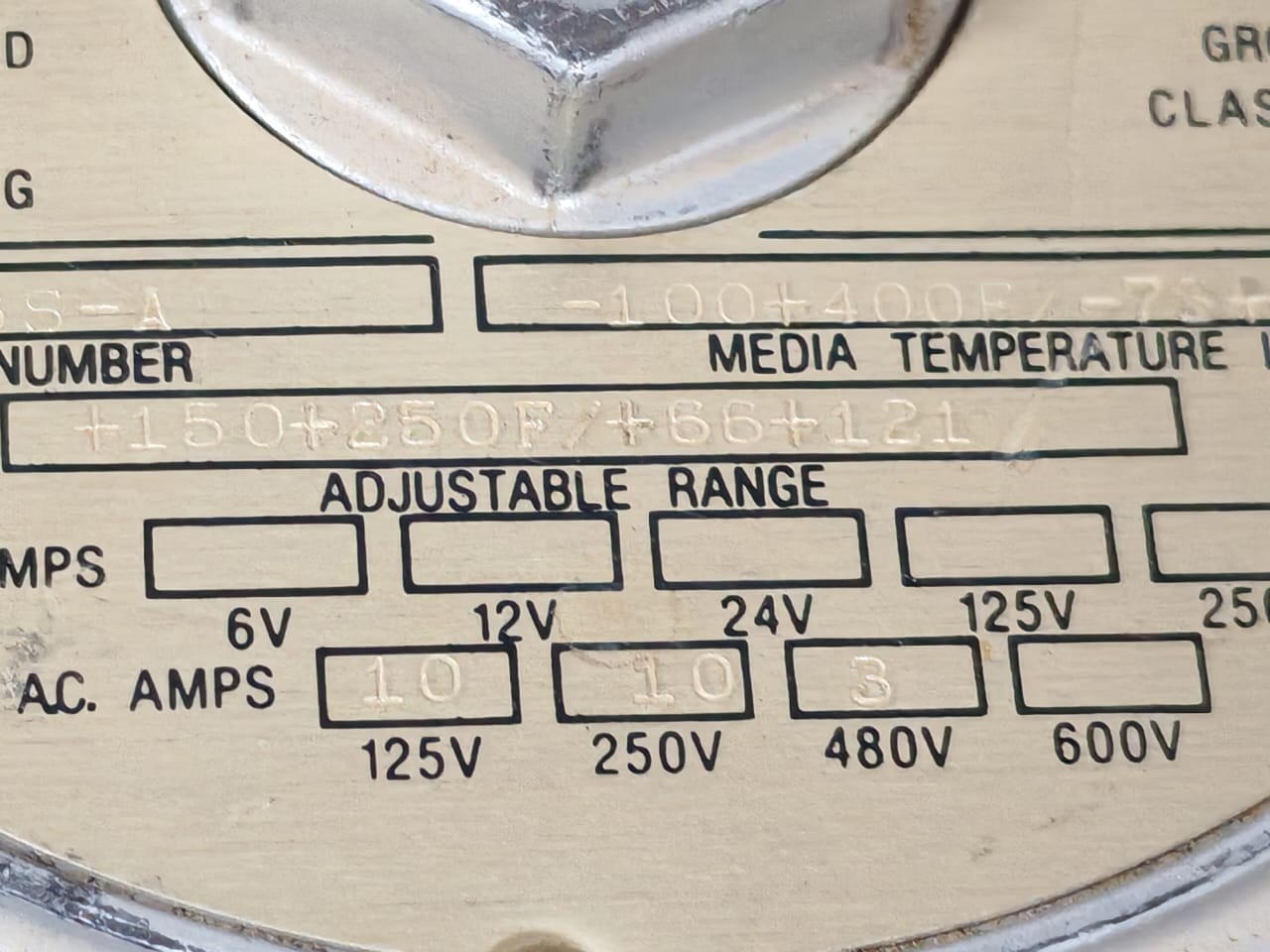 Barksdale Controls T1X-J353S-A Barksdale Controls T1X Series Gold Line Temperature Switch T1X-J353S-A 3