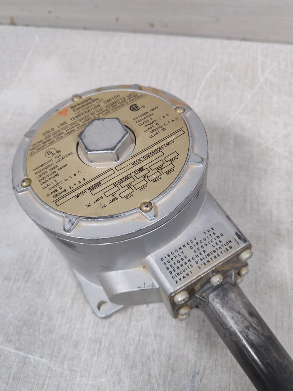 Barksdale Controls T1X-J353S-A Barksdale Controls T1X Series Gold Line Temperature Switch T1X-J353S-A 10