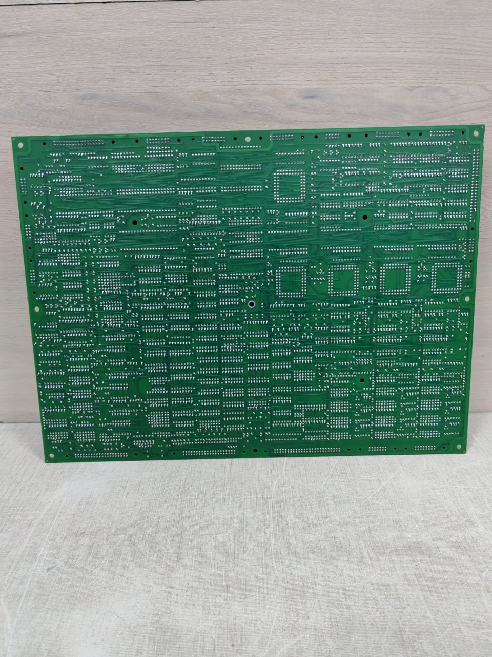 GUTOR BY SCHNEIDER ELECTRIC 0P2447/ 640-1017 REV 01 GUTOR BY SCHNEIDER ELECTRIC 0P2447/ 640-1017 REV 01 MAIN PROCESSOR BOARD 10