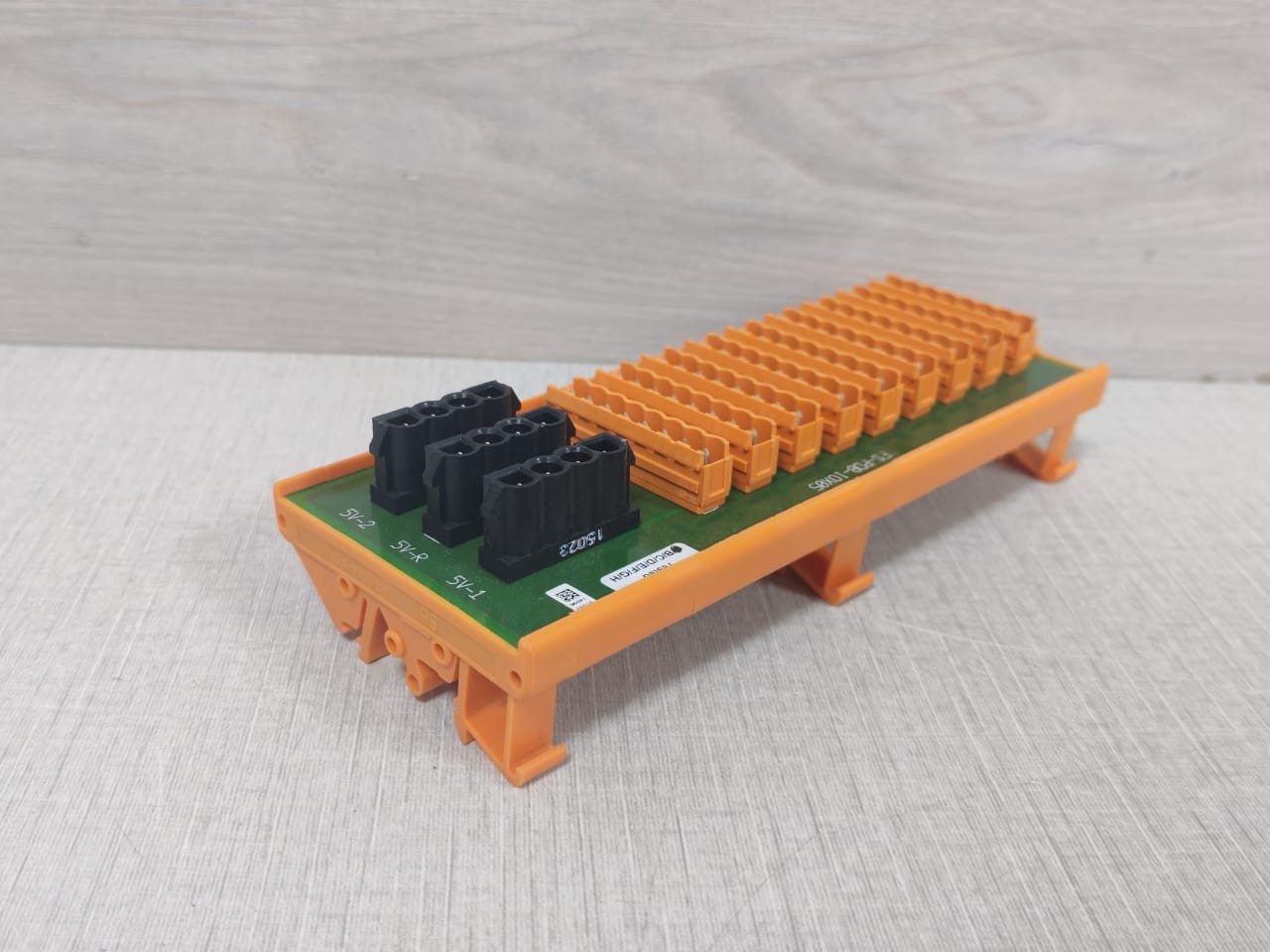 Weidmüller FS-PDB-IOX05 Weidmuller FS-PDB-IOX05 Power Distribution Board [others] 10