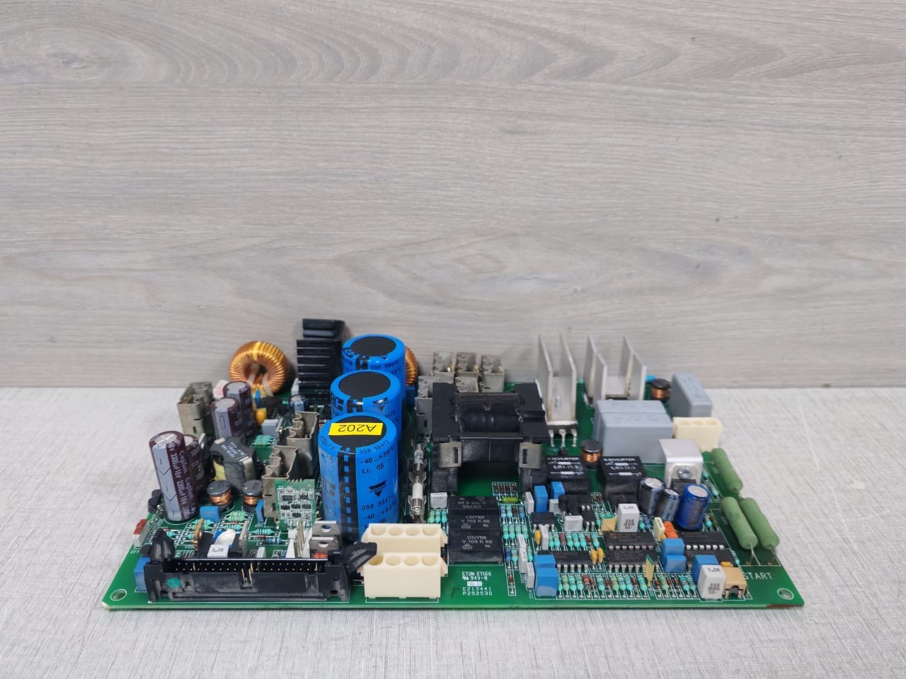 Schneider Electric BOARD-640 GUTOR BY Schneider Electric 0P0284 Power Supply Board 640-0398 Rev.03 9