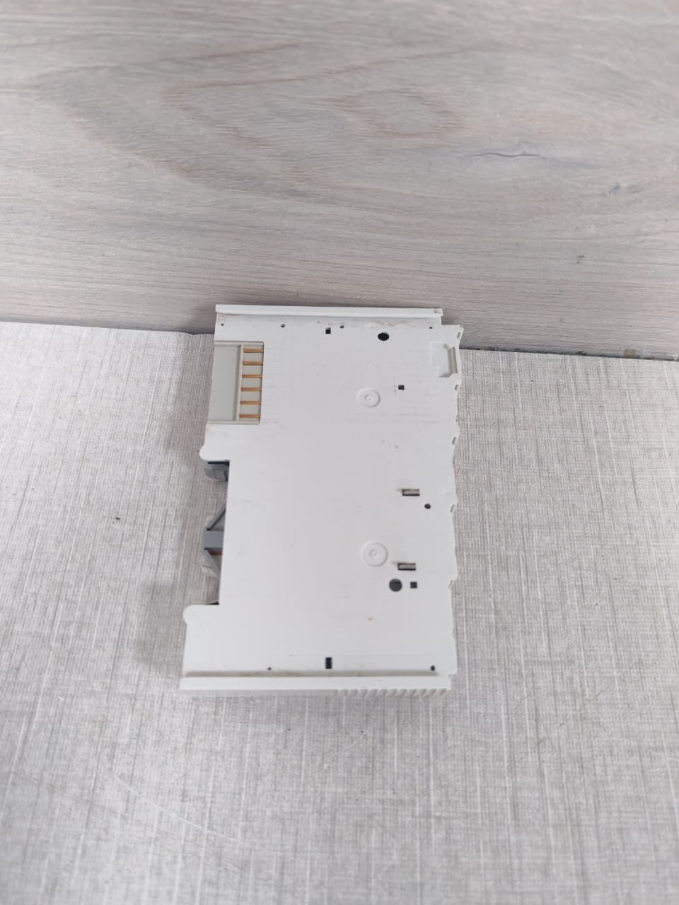 Beckhoff EL3164 BECKHOFF EL3164 ETHERCAT TERMINAL 4 CHANNEL ANALOG INPUT VOLTAGE 7