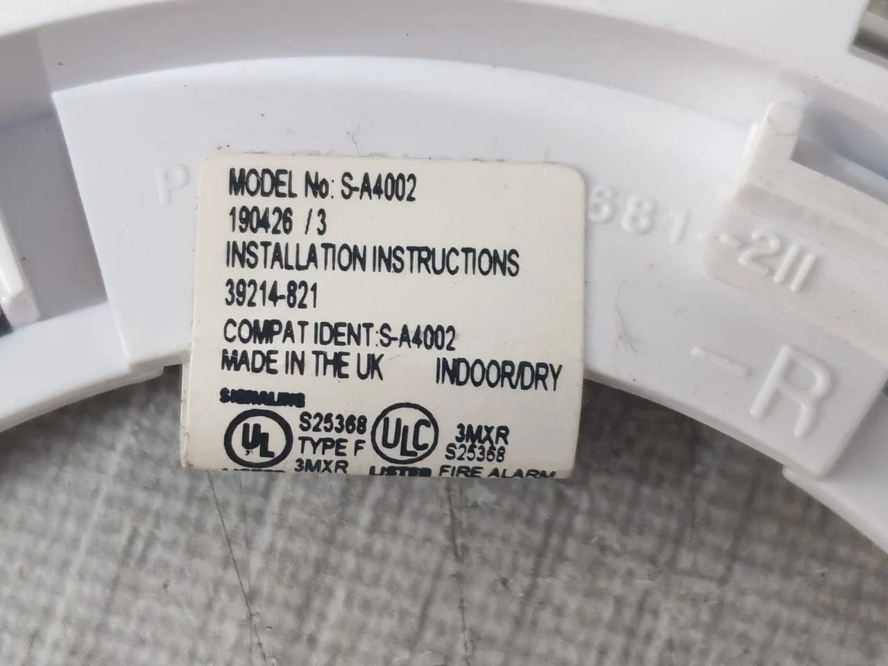 Shield S-A4002 Shield S-A4051 Isolator Module with S-A4002 Isolator Base 5