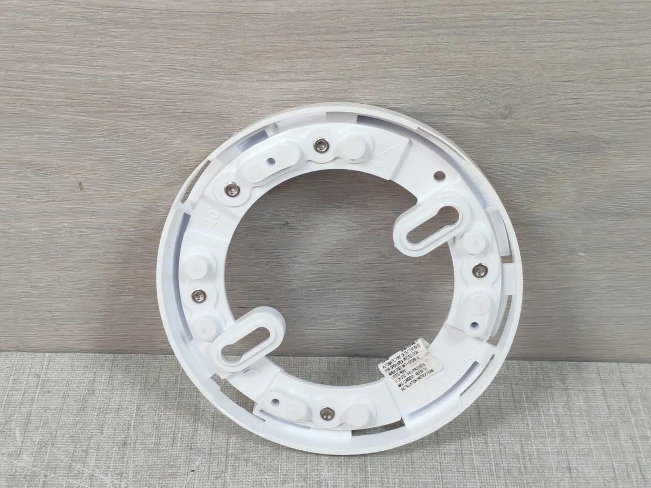 Shield S-A4002 Shield S-A4051 Isolator Module with S-A4002 Isolator Base 7