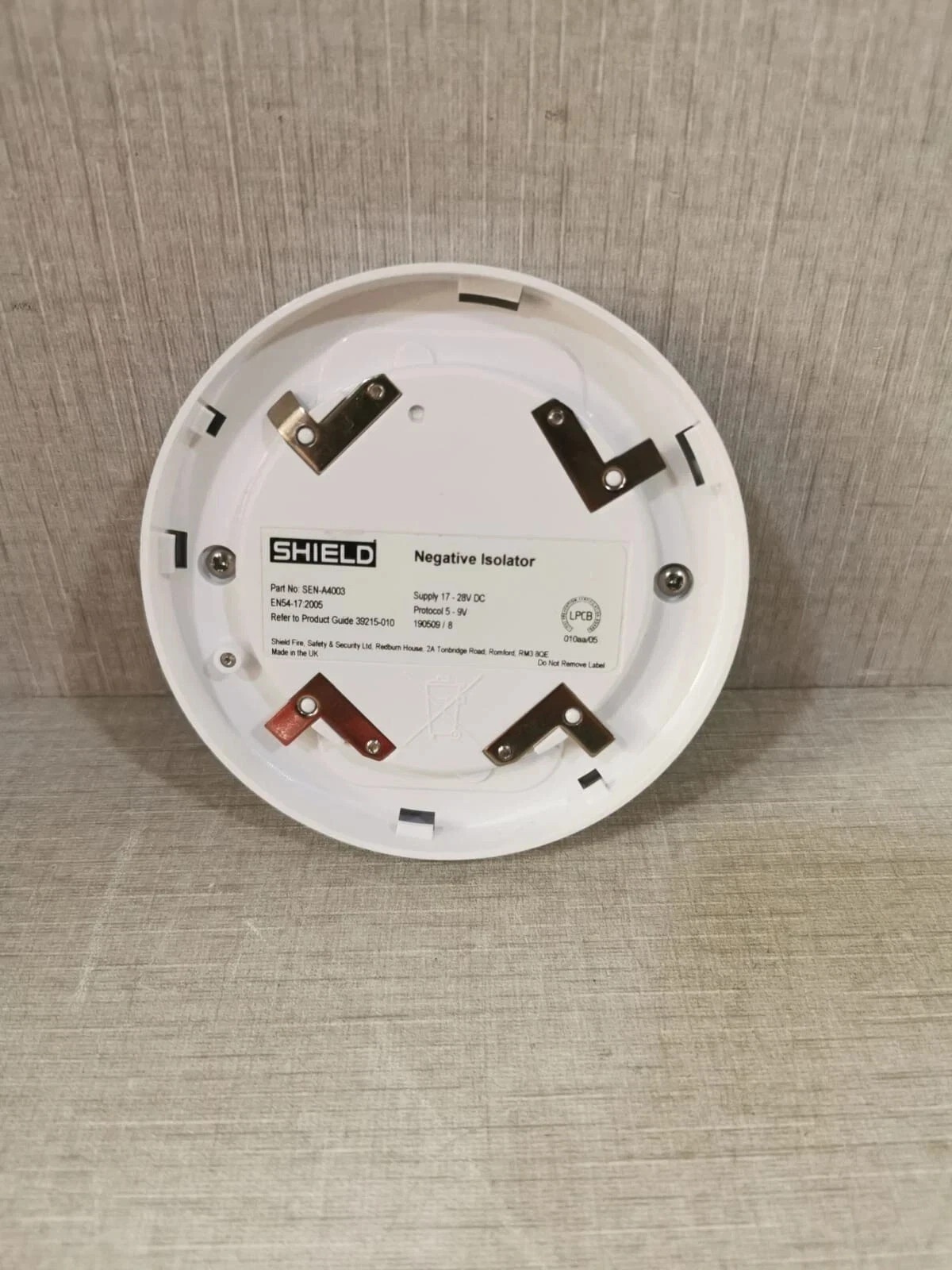 SHIELD SEN-A4003 EN54-17 -2005 SHIELD SEN-A4003 EN54-17 -2005 NEGATIVE ISOLATOR 17-28VDC 1 7