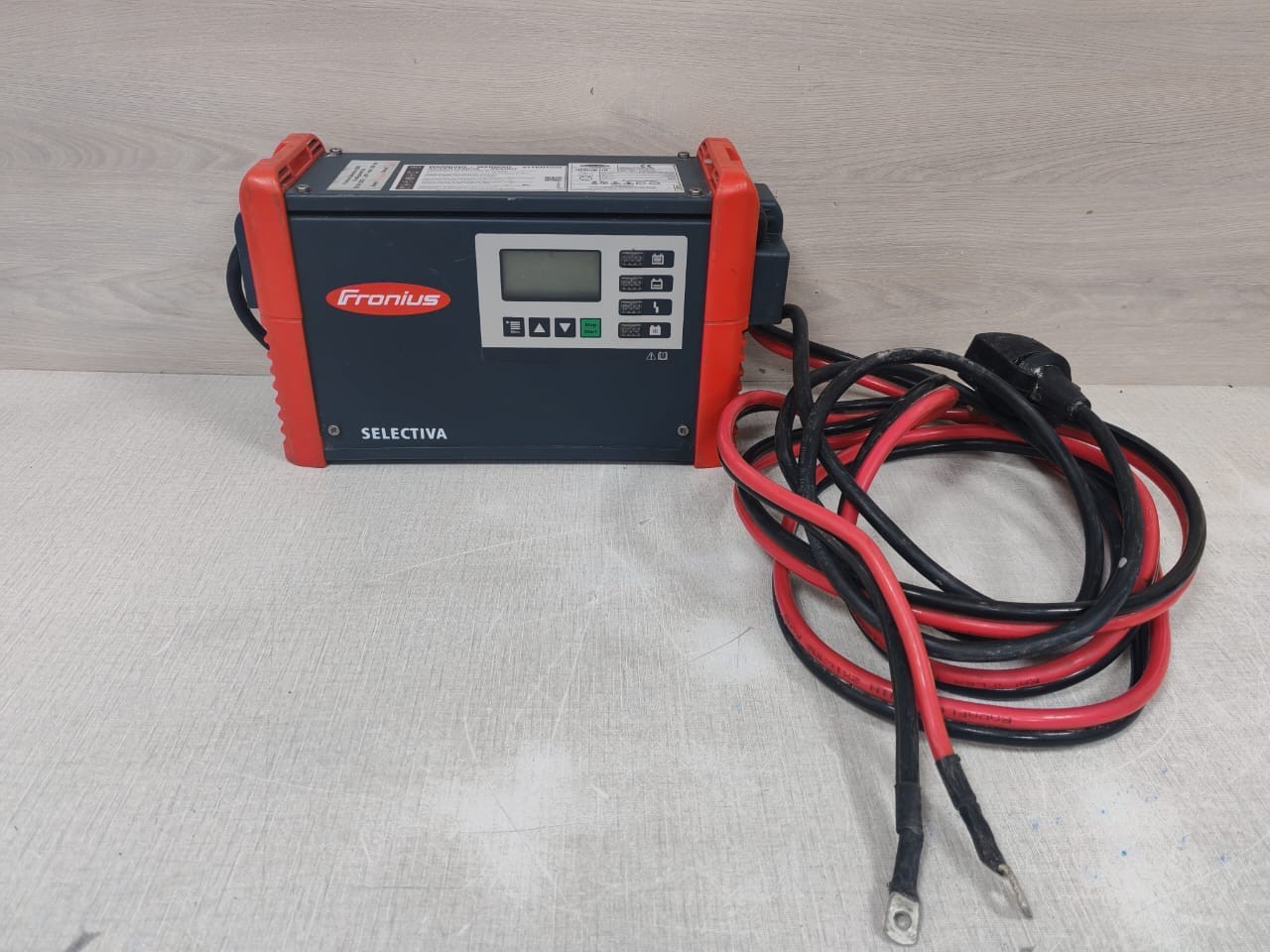 FRONIUS 4 010 461 FRONIUS SELECTIVA 2050 2KW P/N 4 010 461 230V 5